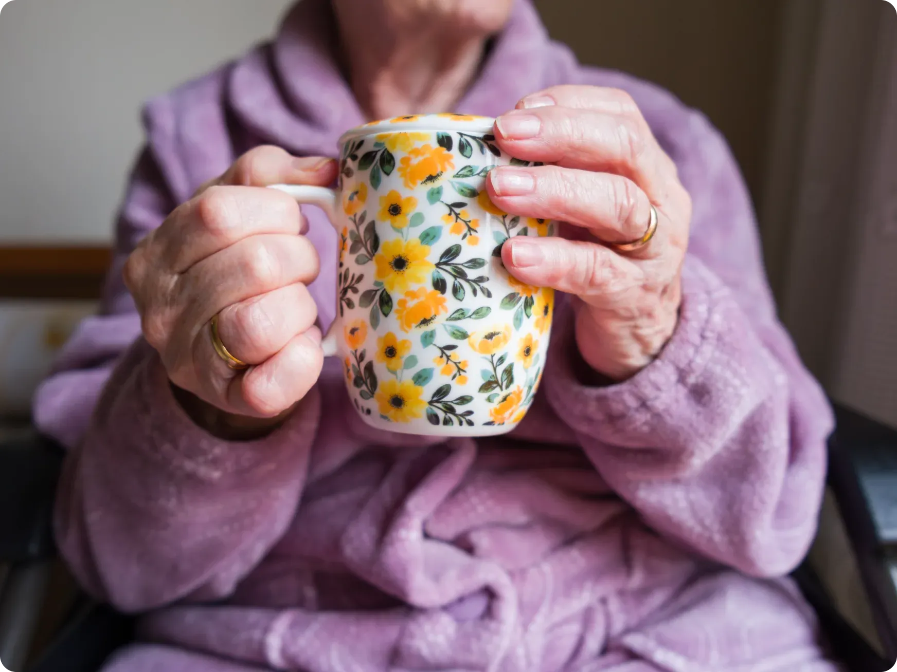 Elderly Woman With a Mug [content]